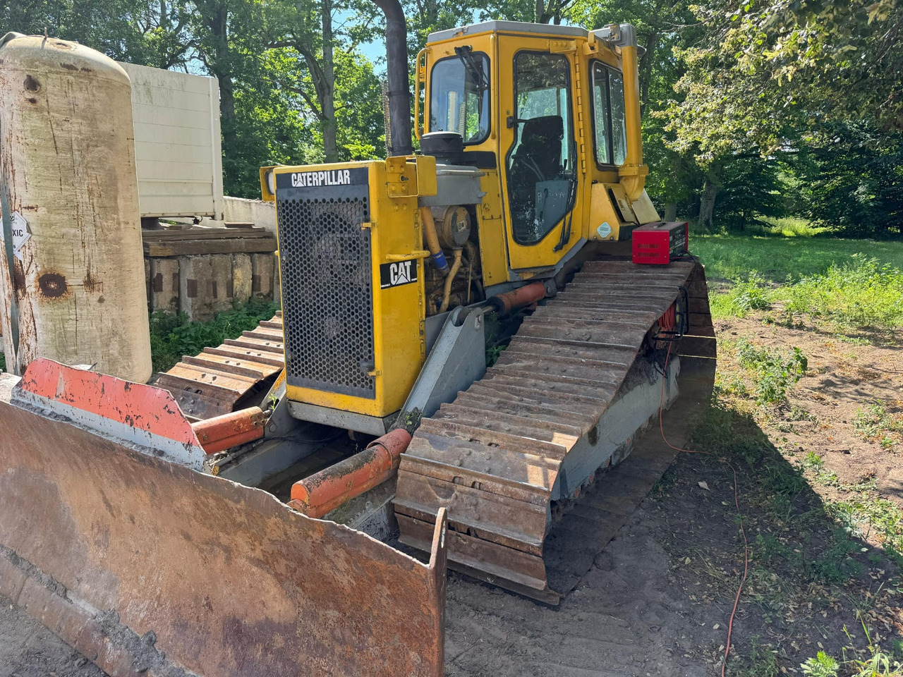 CATERPILLAR D4H LGP - Buldozers: foto 4 CATERPILLAR D4H LGP - Buldozers: foto 4