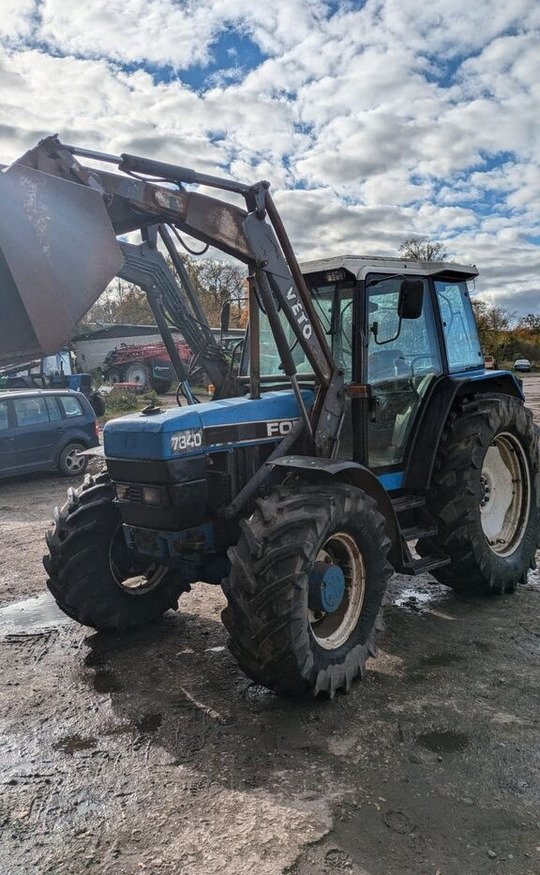 Ford 7840 - Traktors: foto 1 Ford 7840 - Traktors: foto 1