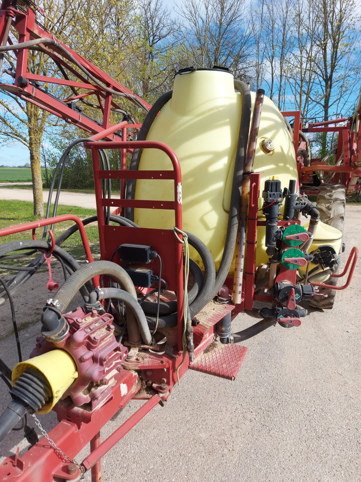 HARDI Ranger 2500 - Piekabināmais miglotājs: foto 2 HARDI Ranger 2500 - Piekabināmais miglotājs: foto 2