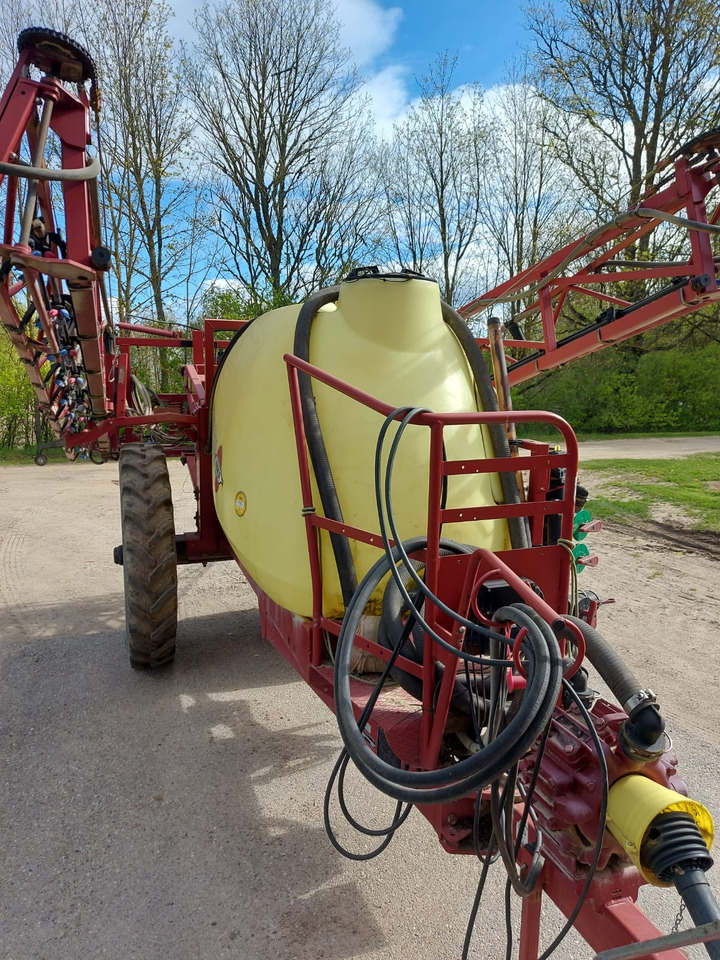 HARDI Ranger 2500 - Piekabināmais miglotājs: foto 3 HARDI Ranger 2500 - Piekabināmais miglotājs: foto 3