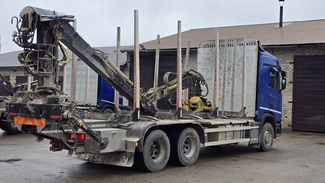 SCANIA R450 - Kokvedējs, Kravas auto ar manipulatoru: foto 4 SCANIA R450 - Kokvedējs, Kravas auto ar manipulatoru: foto 4