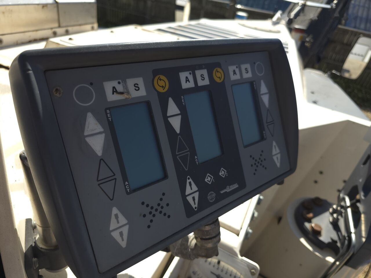 Asfalta frēze Wirtgen W120 Fi: foto 12