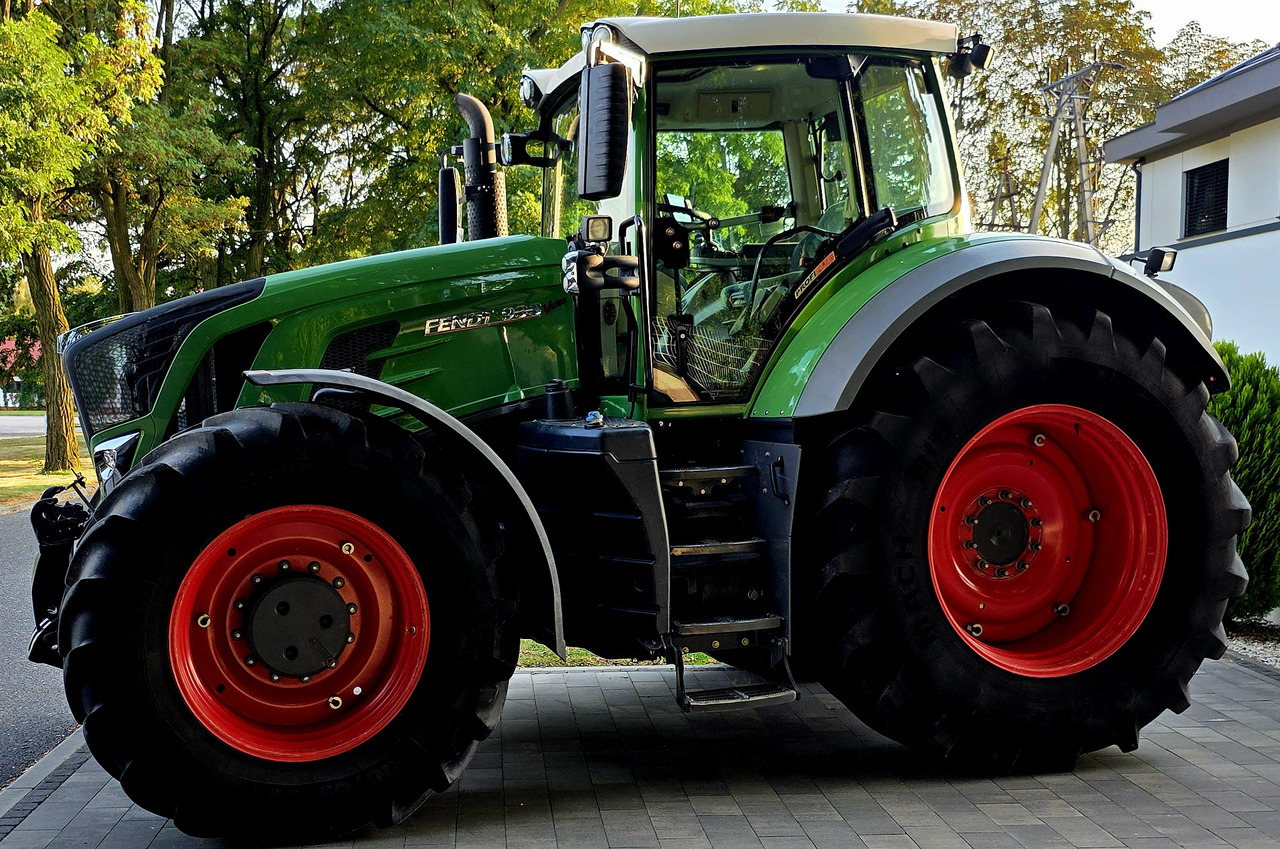 Fendt 933 S4 Profi Plus - Traktors: foto 3 Fendt 933 S4 Profi Plus - Traktors: foto 3