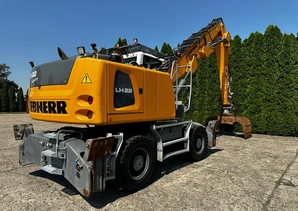 Liebherr LH22 M - Riteņu ekskavators: foto 1 Liebherr LH22 M - Riteņu ekskavators: foto 1