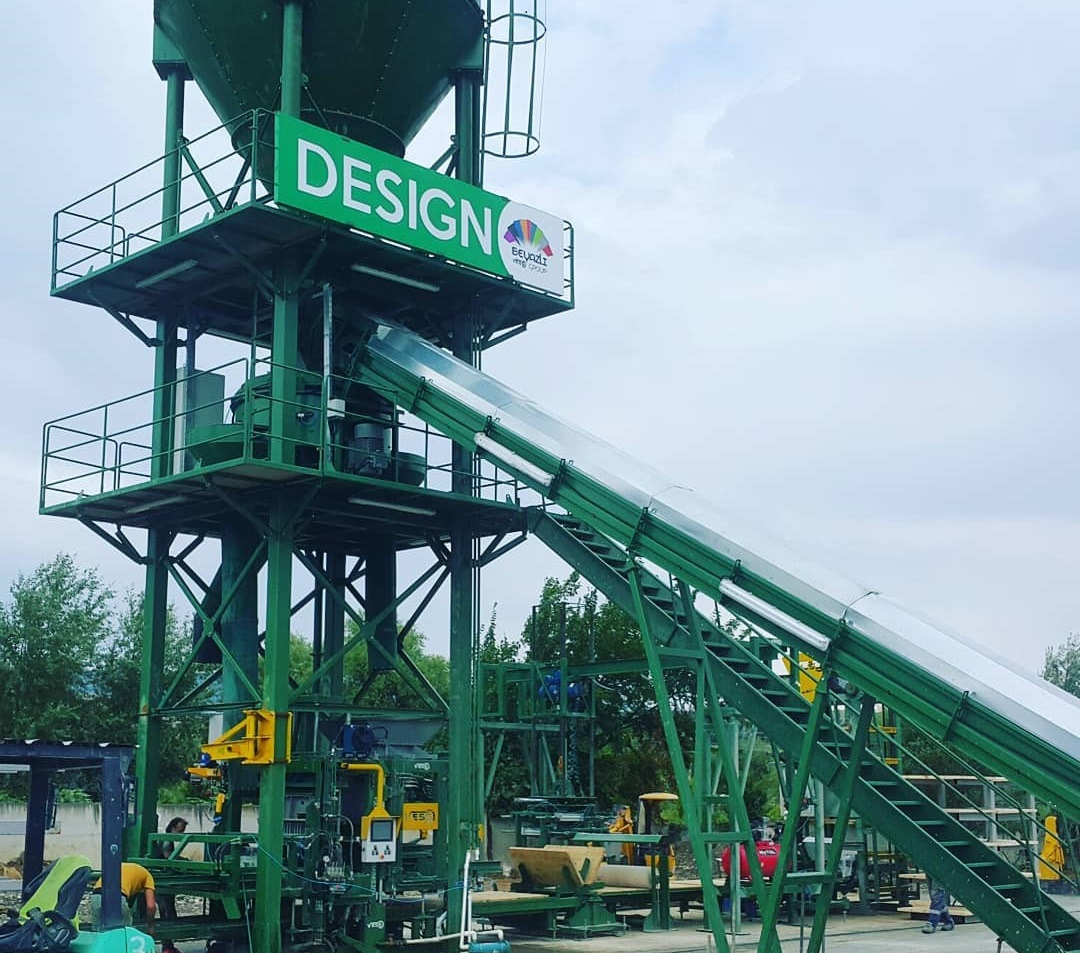 COMPACT 5.1 AUTOMATIC BLOCK MAKING MACHINE - Vibropress: foto 1 COMPACT 5.1 AUTOMATIC BLOCK MAKING MACHINE - Vibropress: foto 1