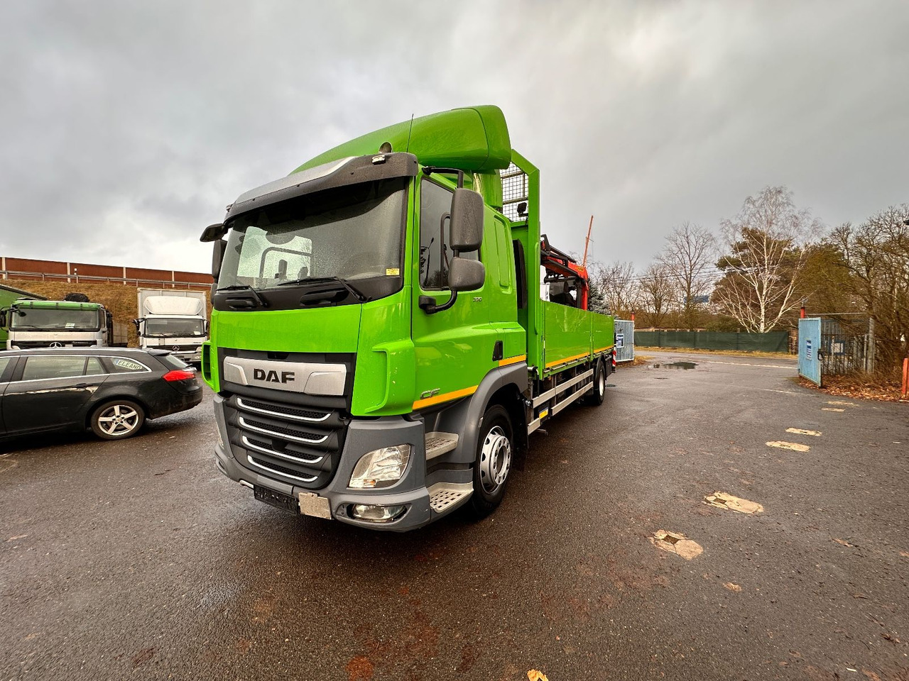 DAF CF 370 mit Kran Klima Tempomat - Bortu kravas automašīna/ Platforma, Kravas auto ar manipulatoru: foto 3 DAF CF 370 mit Kran Klima Tempomat - Bortu kravas automašīna/ Platforma, Kravas auto ar manipulatoru: foto 3