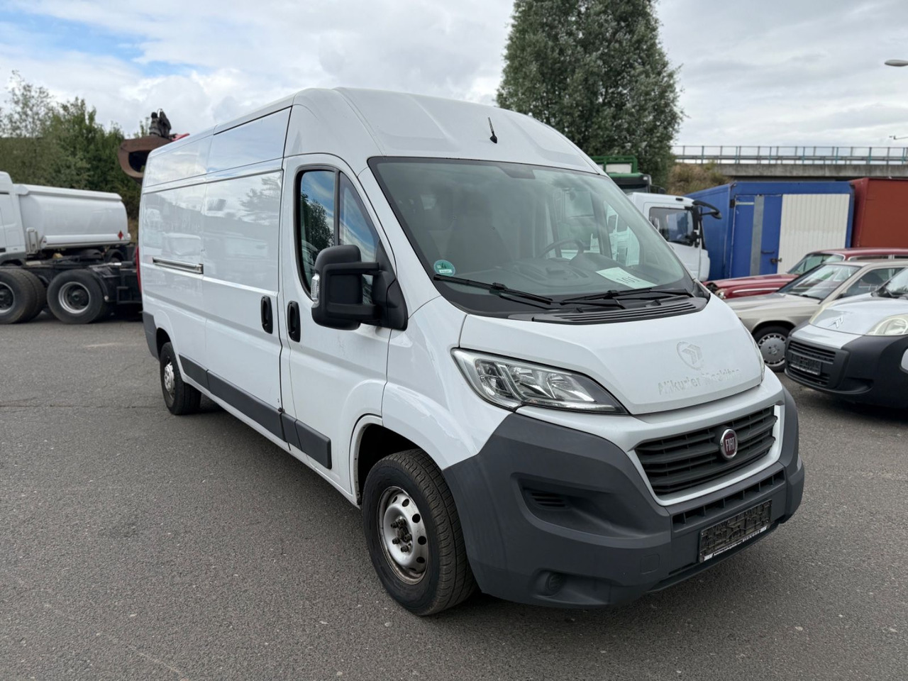 Fiat Ducato Grossr.-Kasten 35 130 L4H2 RS: 4035 mm - Kravas mikroautobuss: foto 2 Fiat Ducato Grossr.-Kasten 35 130 L4H2 RS: 4035 mm - Kravas mikroautobuss: foto 2