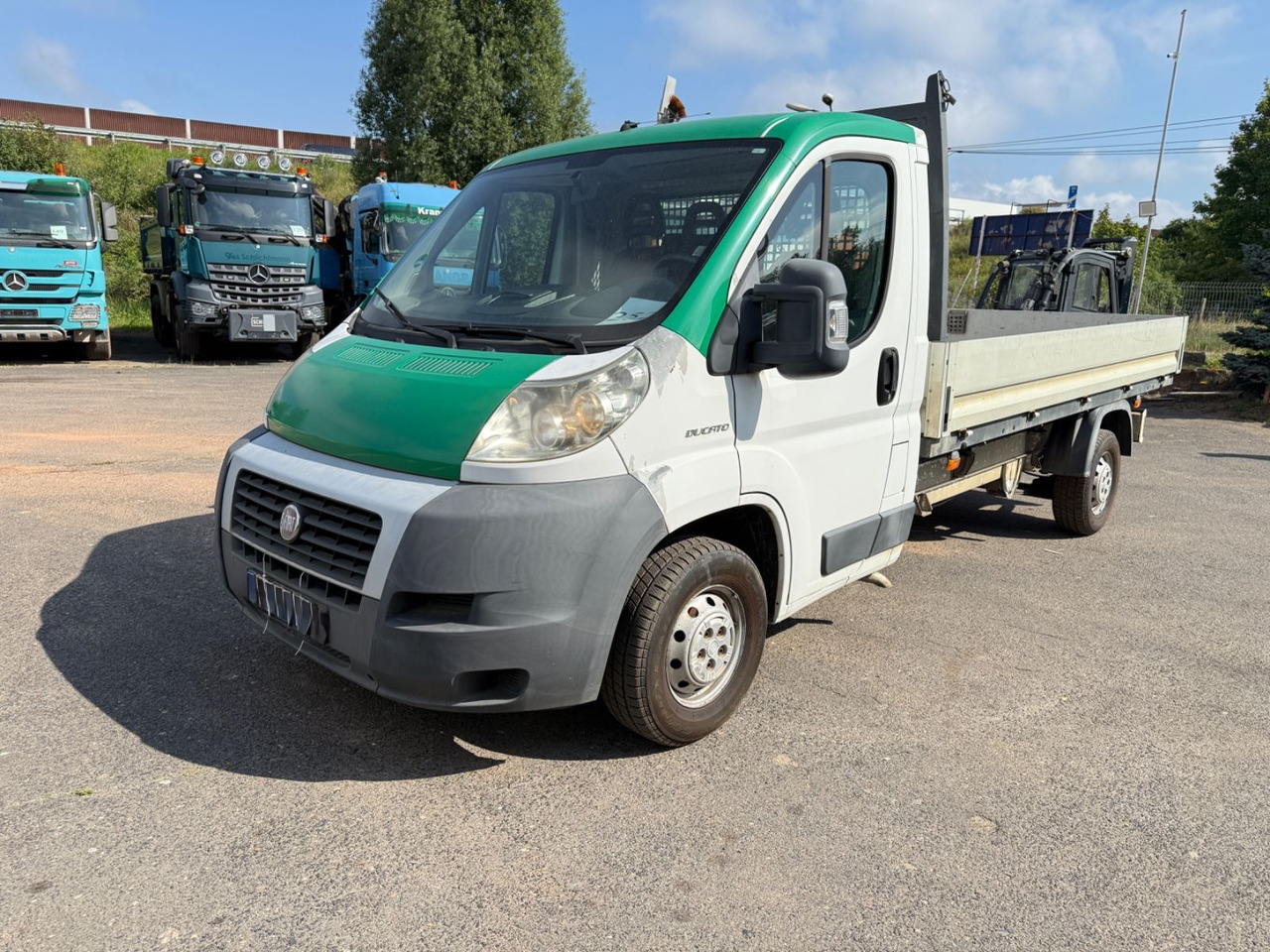 Fiat Ducato Pritsche 35 120 L4 - Automašīna ar kravas platformu: foto 3 Fiat Ducato Pritsche 35 120 L4 - Automašīna ar kravas platformu: foto 3