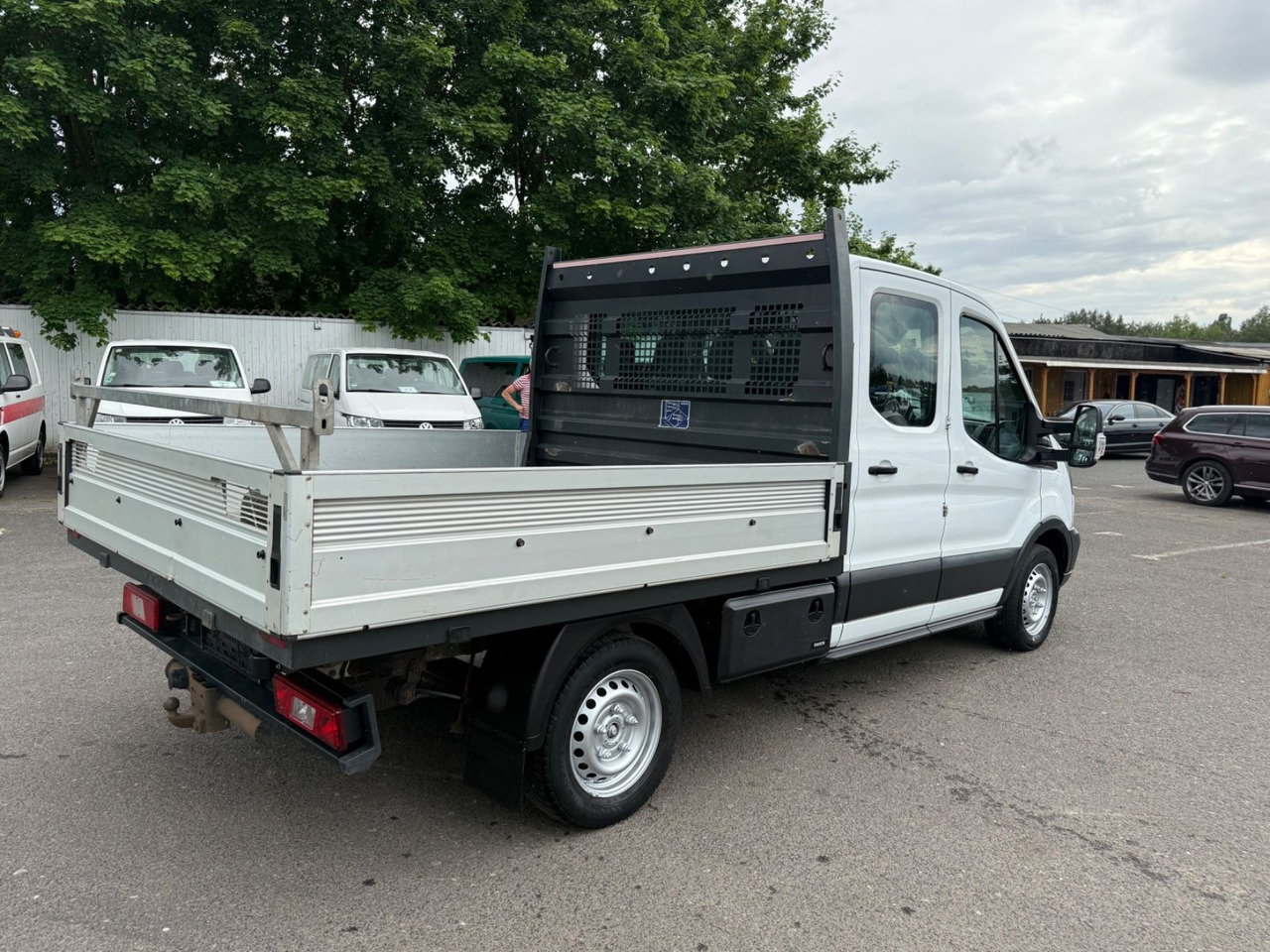 Ford Transit Pritsche 310 L2 Doppelkabine - Automašīna ar kravas platformu, Kravas-pasažieru furgons: foto 4 Ford Transit Pritsche 310 L2 Doppelkabine - Automašīna ar kravas platformu, Kravas-pasažieru furgons: foto 4
