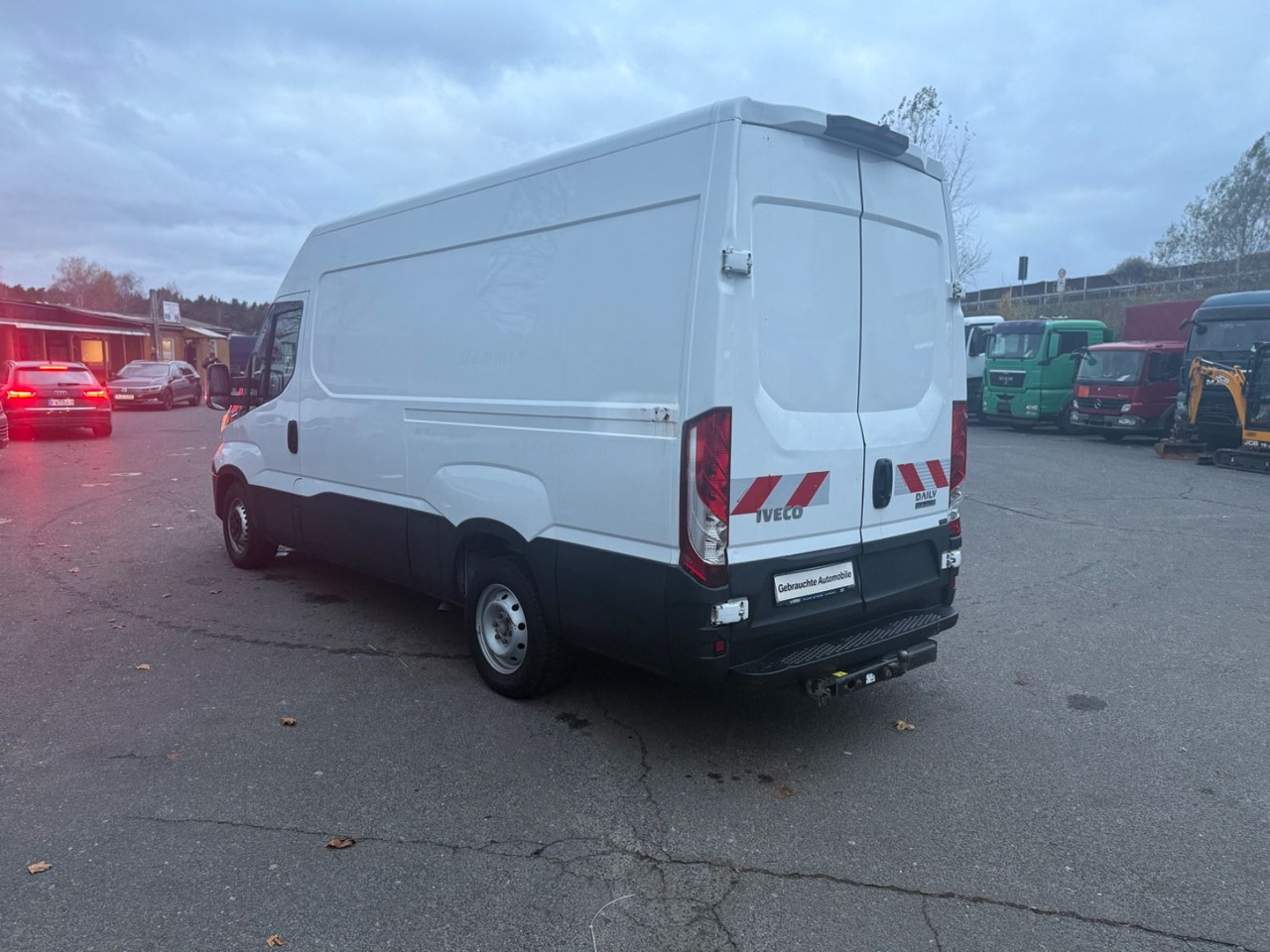 Iveco Daily Kasten HKa 35 S 16 AUTOMATIK - Kravas mikroautobuss: foto 5 Iveco Daily Kasten HKa 35 S 16 AUTOMATIK - Kravas mikroautobuss: foto 5