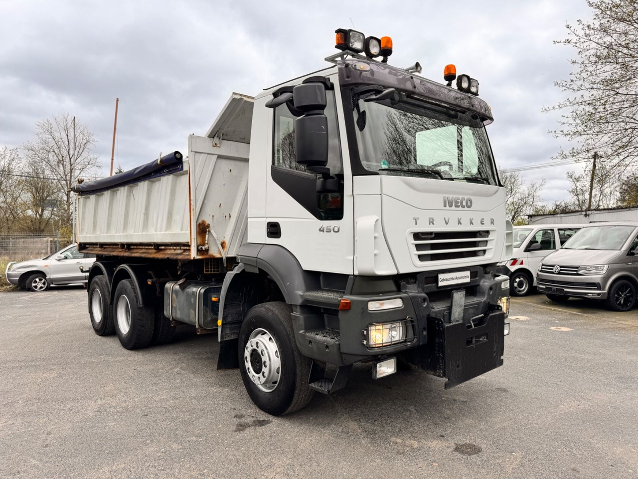 Iveco Magirus 450 6x6 Kipper - Kravas automašīna pašizgāzējs: foto 2 Iveco Magirus 450 6x6 Kipper - Kravas automašīna pašizgāzējs: foto 2
