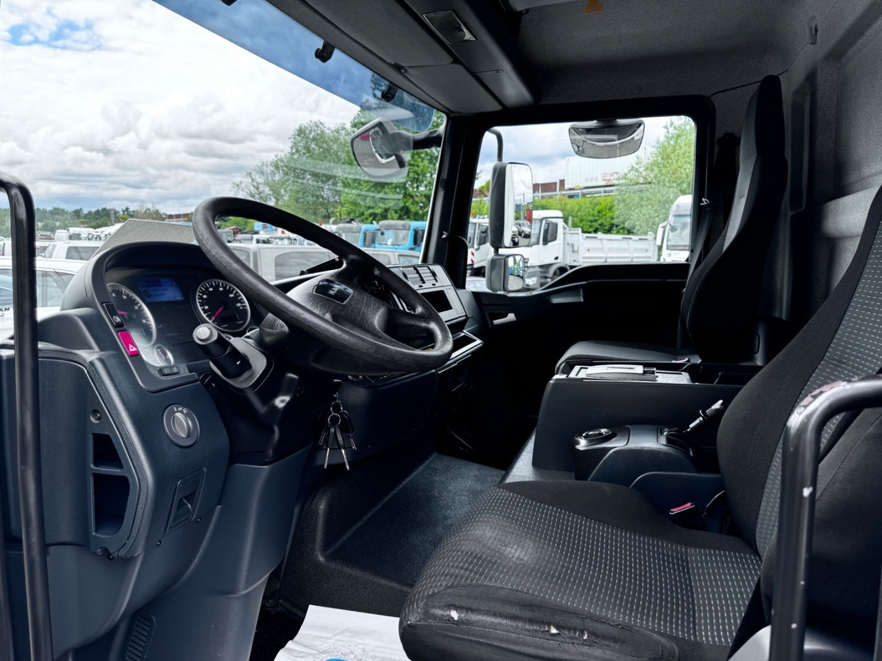 Kravas automašīna MAN TGL 8.180   FG: foto 9
