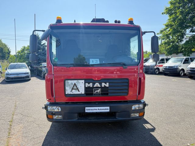 MAN TGL 12.210 mit Kran - Bortu kravas automašīna/ Platforma, Kravas auto ar manipulatoru: foto 1 MAN TGL 12.210 mit Kran - Bortu kravas automašīna/ Platforma, Kravas auto ar manipulatoru: foto 1