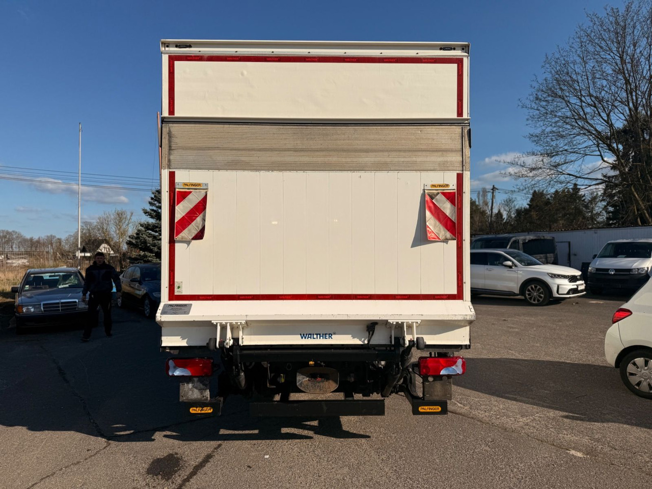 MAN TGL 12.220 LBW - Kravas automašīna ar slēgto virsbūvi: foto 5 MAN TGL 12.220 LBW - Kravas automašīna ar slēgto virsbūvi: foto 5