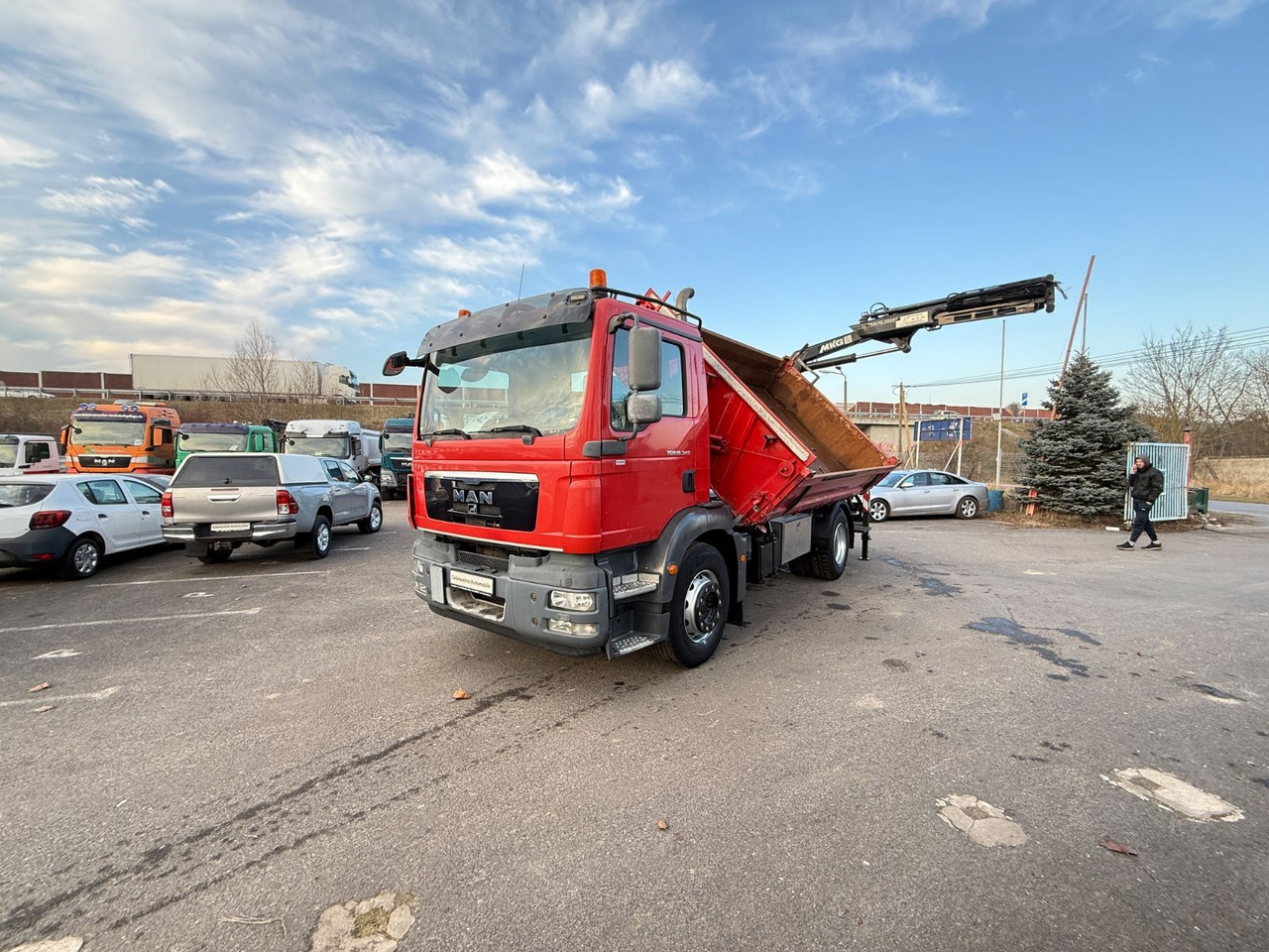 MAN TGM 18.340 Kipper mit Kran - Kravas automašīna pašizgāzējs, Kravas auto ar manipulatoru: foto 2 MAN TGM 18.340 Kipper mit Kran - Kravas automašīna pašizgāzējs, Kravas auto ar manipulatoru: foto 2