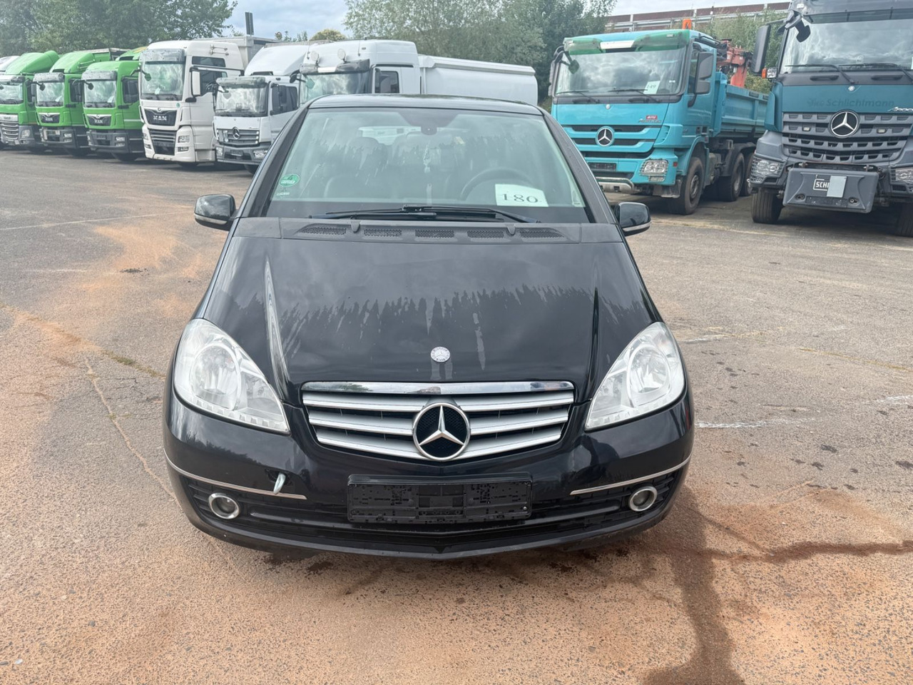 Mercedes-Benz A 180 A -Klasse A 180 CDI - Vieglā automašīna: foto 1 Mercedes-Benz A 180 A -Klasse A 180 CDI - Vieglā automašīna: foto 1