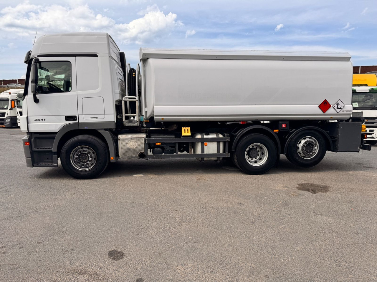 Autocisterna Mercedes-Benz Actros 2541 Tankwagen: foto 6