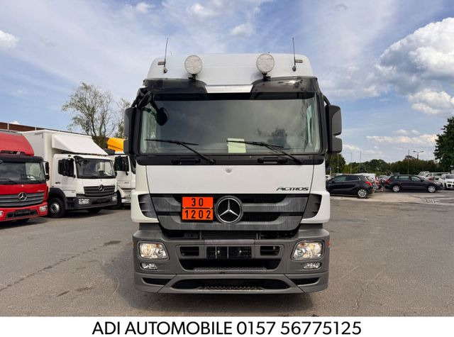 Mercedes-Benz Actros 2541 Tankwagen - Autocisterna: foto 1 Mercedes-Benz Actros 2541 Tankwagen - Autocisterna: foto 1