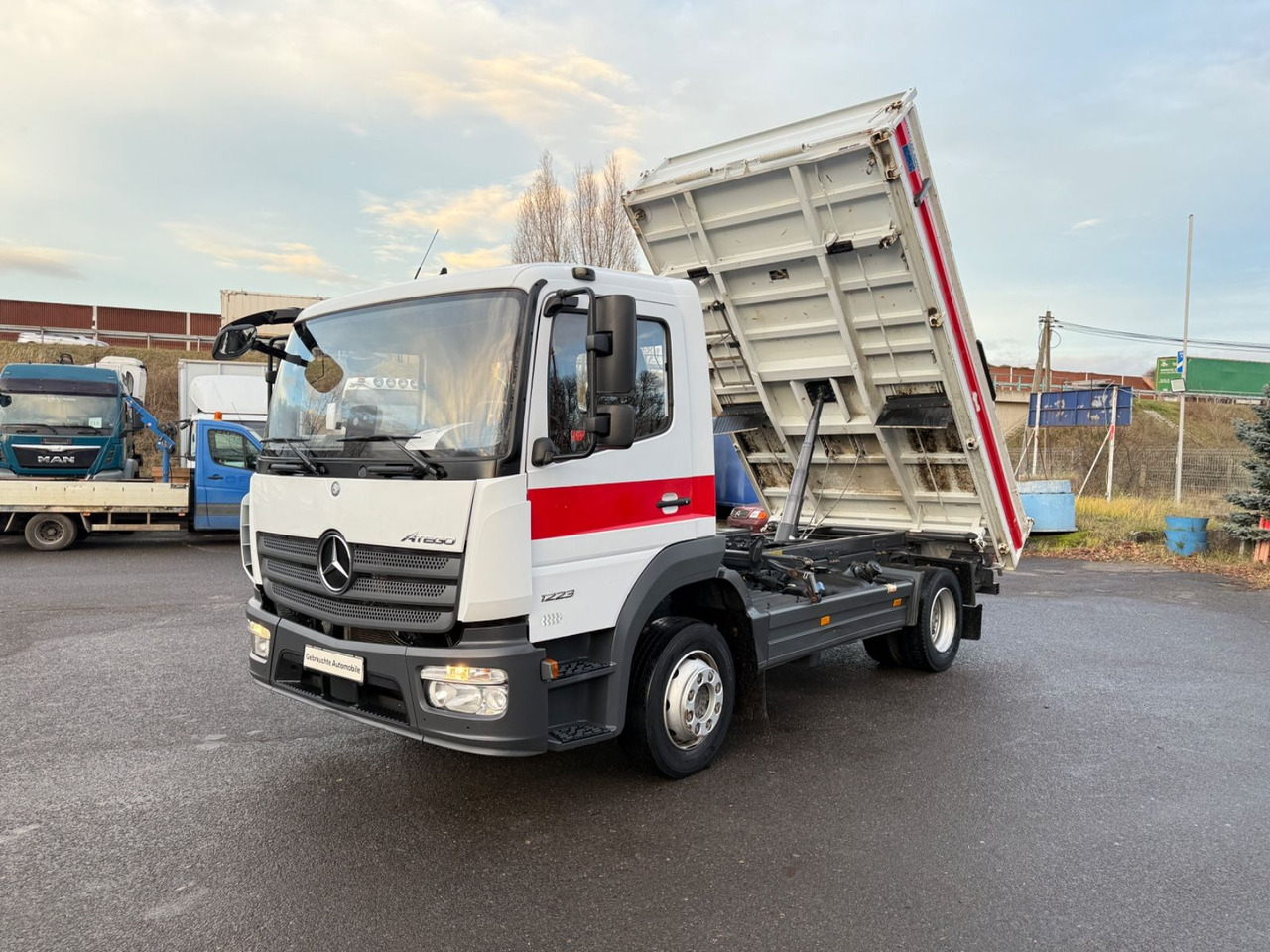Mercedes-Benz Atego 1223 Kipper 65 km - Kravas automašīna pašizgāzējs: foto 3 Mercedes-Benz Atego 1223 Kipper 65 km - Kravas automašīna pašizgāzējs: foto 3