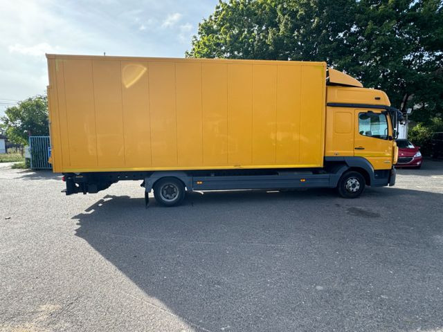 Mercedes-Benz Atego 823 Klima Tempomat - Lbw - Schlafplatz - Kravas automašīna ar slēgto virsbūvi: foto 5 Mercedes-Benz Atego 823 Klima Tempomat - Lbw - Schlafplatz - Kravas automašīna ar slēgto virsbūvi: foto 5