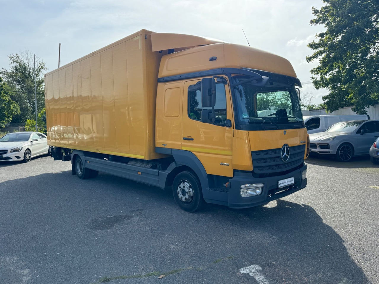 Mercedes-Benz Atego 823 Klima Tempomat - Lbw - Schlafplatz - Kravas automašīna ar slēgto virsbūvi: foto 2 Mercedes-Benz Atego 823 Klima Tempomat - Lbw - Schlafplatz - Kravas automašīna ar slēgto virsbūvi: foto 2