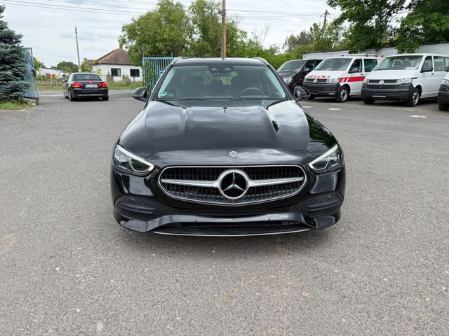 Mercedes-Benz C 220 T d - Universālis: foto 1 Mercedes-Benz C 220 T d - Universālis: foto 1