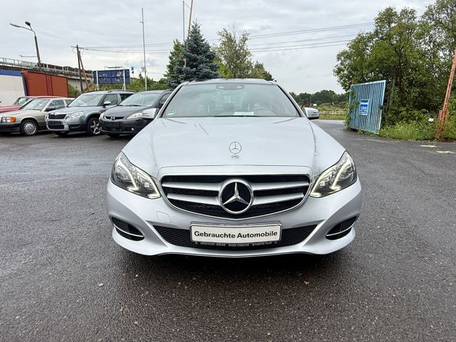 Mercedes-Benz E 300 E -Klasse Lim. E 300 BlueTec - Sedans: foto 1 Mercedes-Benz E 300 E -Klasse Lim. E 300 BlueTec - Sedans: foto 1