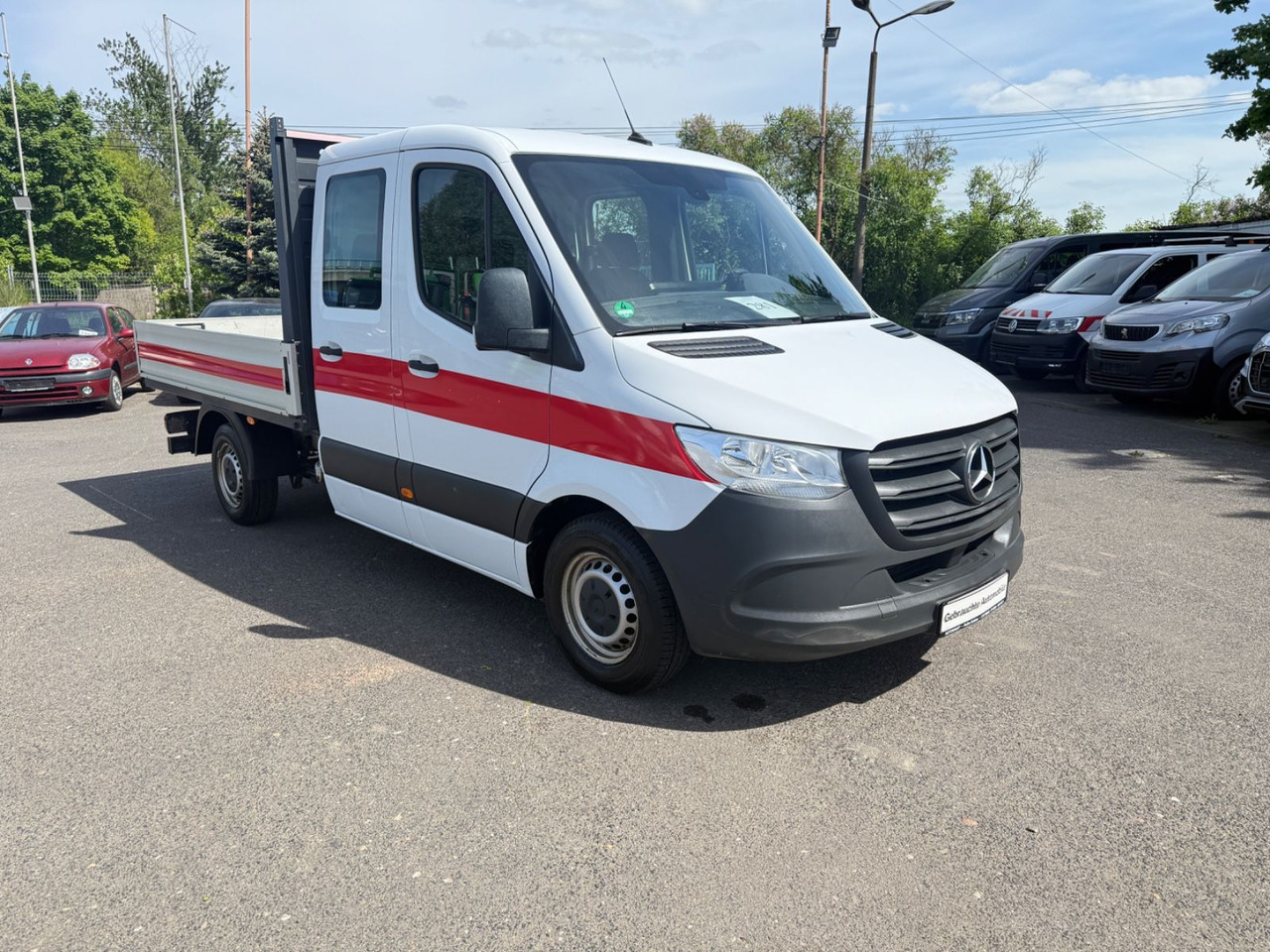 Automašīna ar kravas platformu, Kravas-pasažieru furgons Mercedes-Benz Sprinter 216 CDI Doppelkabine: foto 1