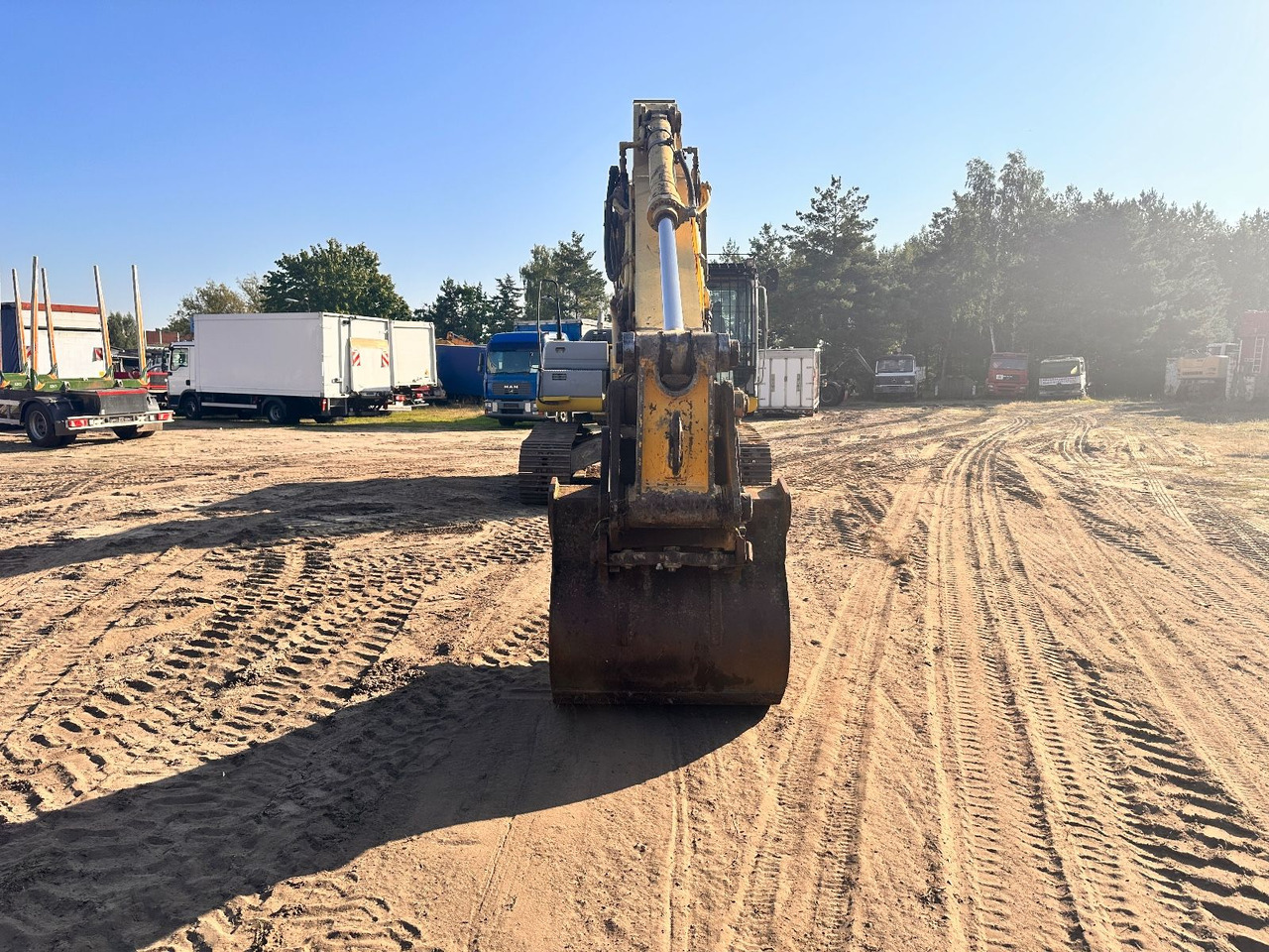 New Holland E 265 B - Kāpurķēžu ekskavators: foto 4 New Holland E 265 B - Kāpurķēžu ekskavators: foto 4