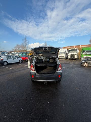 Sedans Opel Antara Cosmo 4x4: foto 14