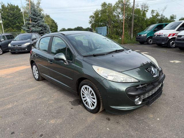 Peugeot 207 Sport Automatik - Sedans: foto 2 Peugeot 207 Sport Automatik - Sedans: foto 2