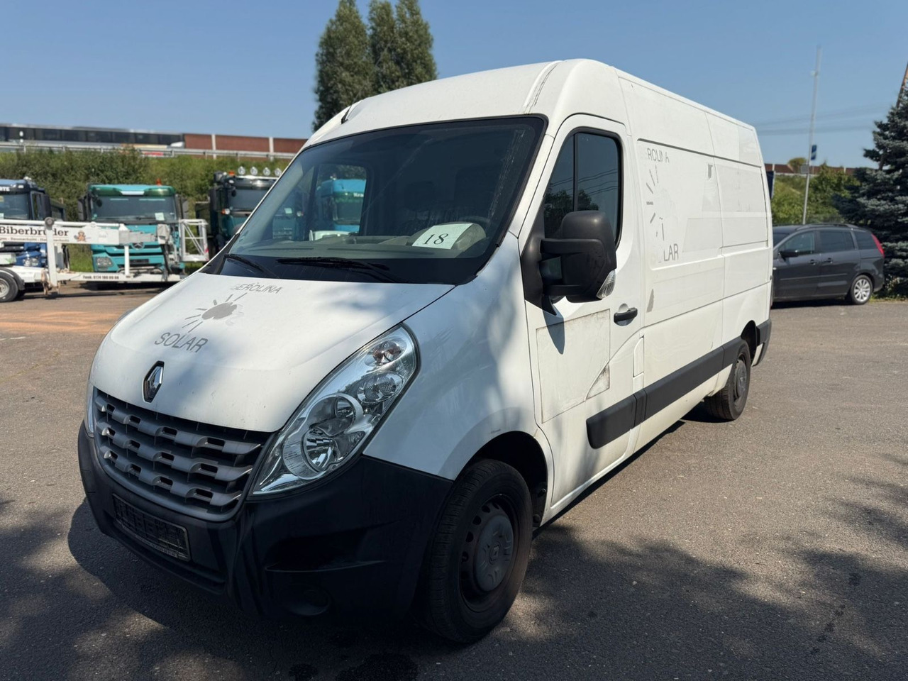 Renault Master L2H2 HKa 3,3t - Mazs furgons: foto 3 Renault Master L2H2 HKa 3,3t - Mazs furgons: foto 3