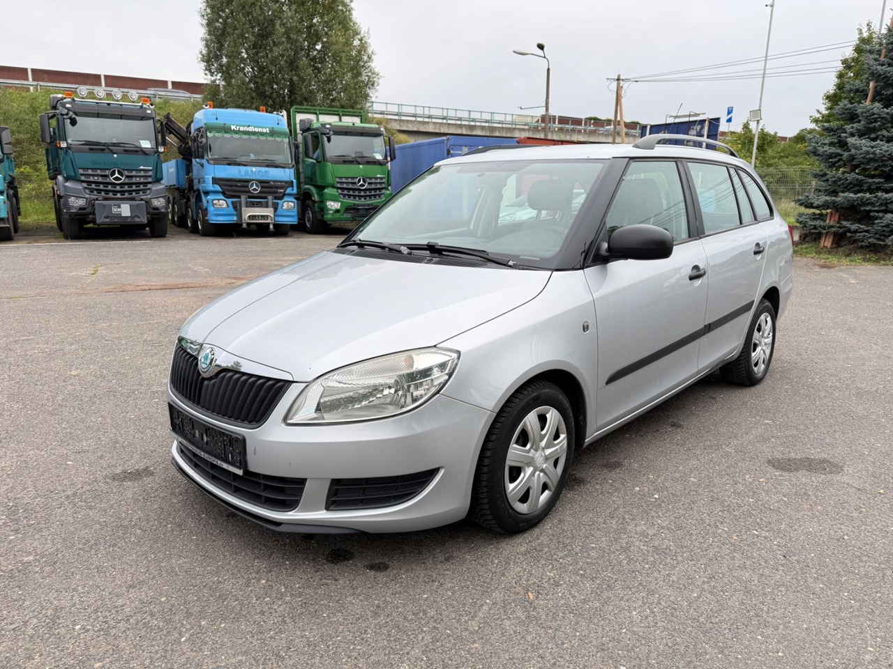 Skoda Fabia Combi Cool Edition - Universālis: foto 3 Skoda Fabia Combi Cool Edition - Universālis: foto 3