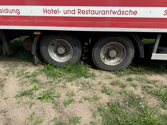 Tank Karl ZK 107 - Piekabe slēgtā virsbūve: foto 4 Tank Karl ZK 107 - Piekabe slēgtā virsbūve: foto 4