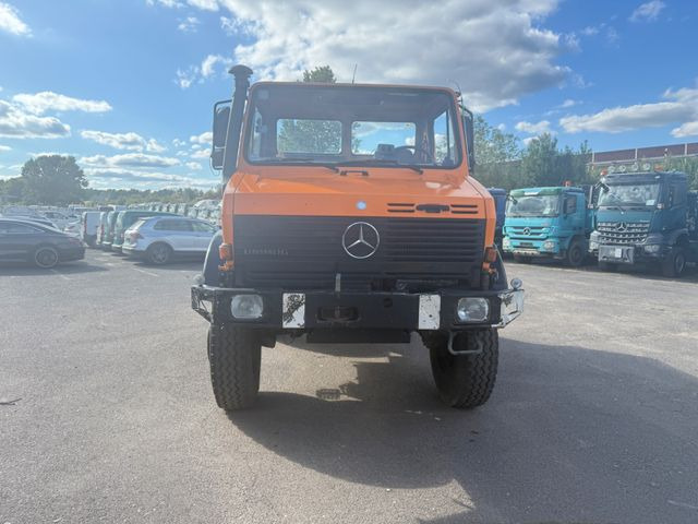 Unimog 2100 4x4 - Bortu kravas automašīna/ Platforma: foto 2 Unimog 2100 4x4 - Bortu kravas automašīna/ Platforma: foto 2