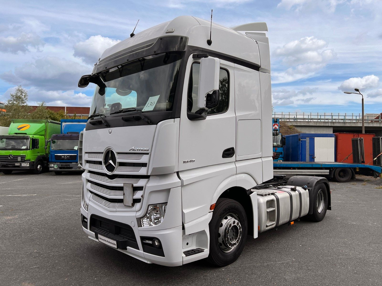 Mercedes-Benz Actros 1845 - Vilcējs: foto 3 Mercedes-Benz Actros 1845 - Vilcējs: foto 3