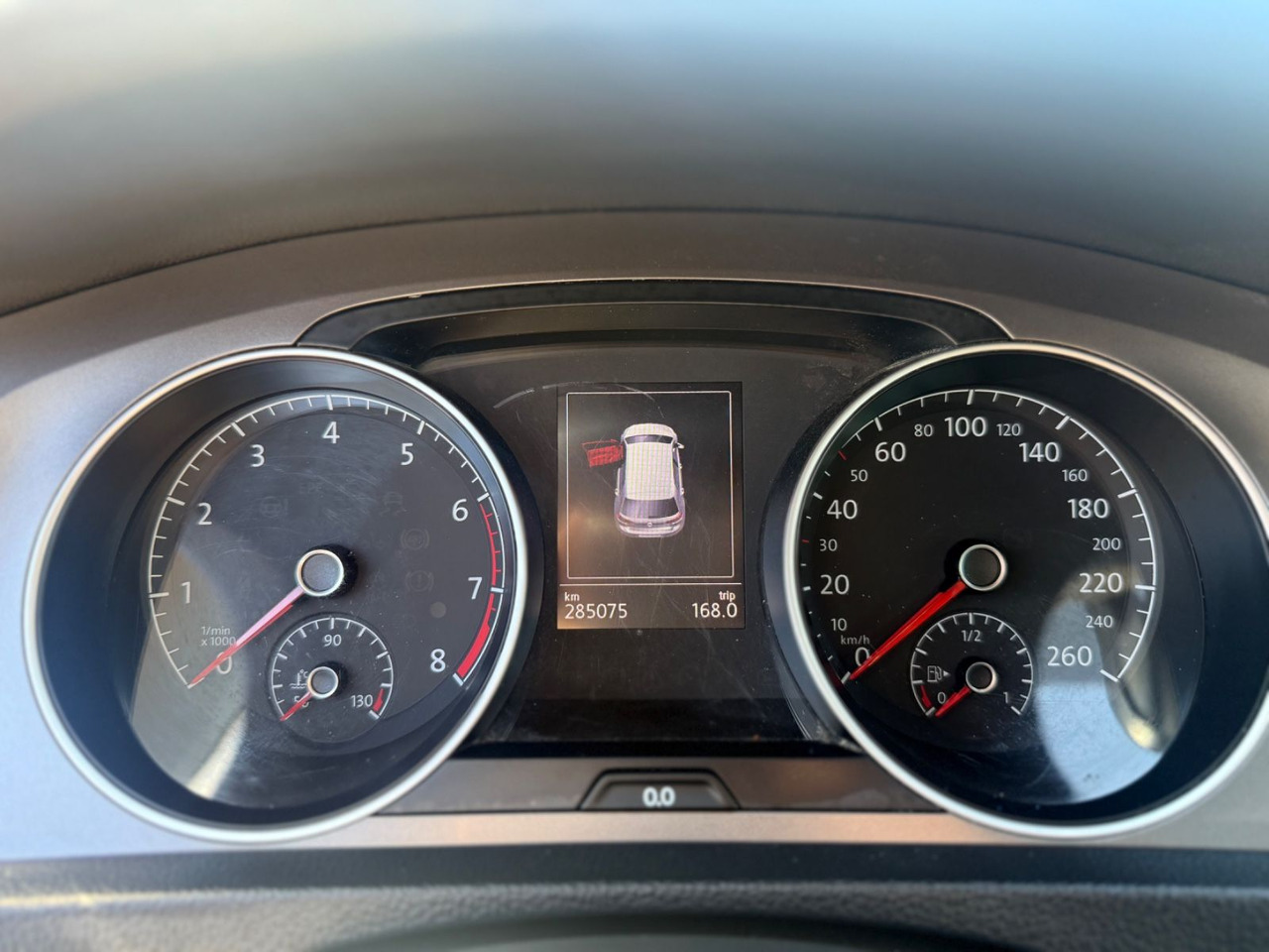 Sedans Volkswagen Golf VII Lim. Lounge BMT R-line: foto 12