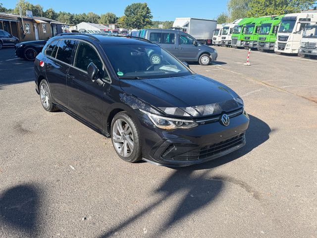 Volkswagen Golf VIII Variant R-Line Wasserschaden - Universālis: foto 1 Volkswagen Golf VIII Variant R-Line Wasserschaden - Universālis: foto 1