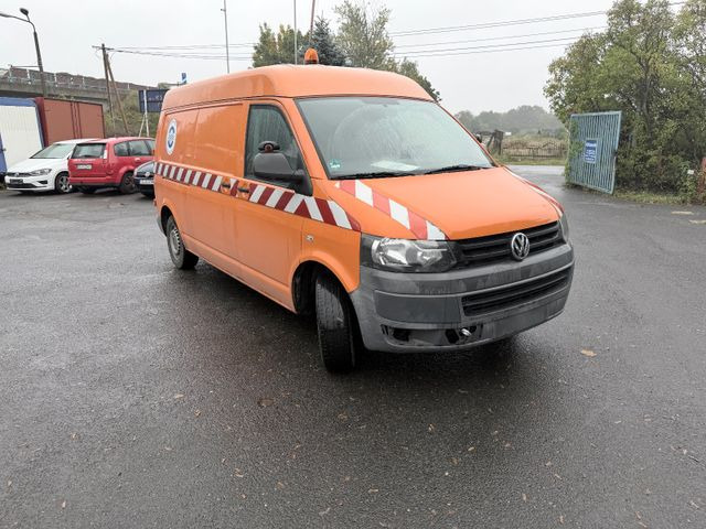 Volkswagen T5 Transporter Mittelhochdac - Mazs furgons: foto 1 Volkswagen T5 Transporter Mittelhochdac - Mazs furgons: foto 1