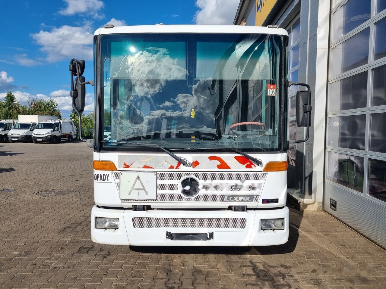 Mercedes-Benz Econic - Atkritumu vedējs: foto 3 Mercedes-Benz Econic - Atkritumu vedējs: foto 3