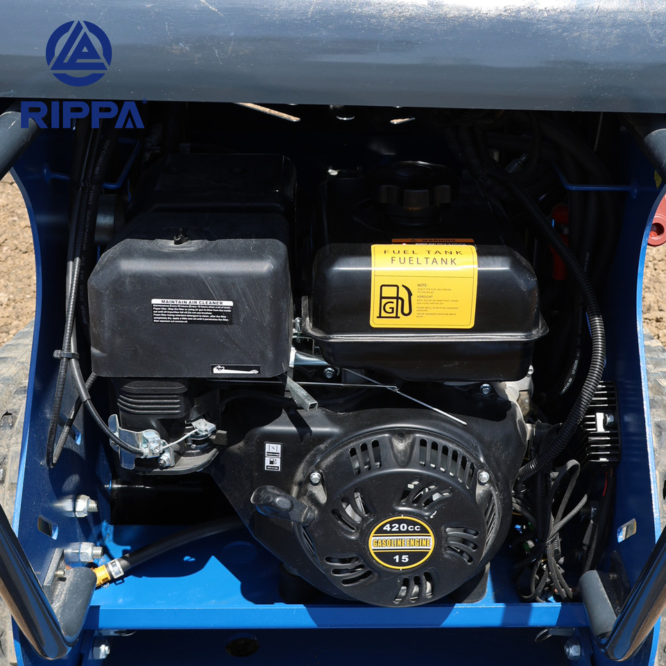 Jaunā Kompaktiekrāvējs Rippa RS03 skid steer loader B&S engine EPA US & Germany Stock: foto 24