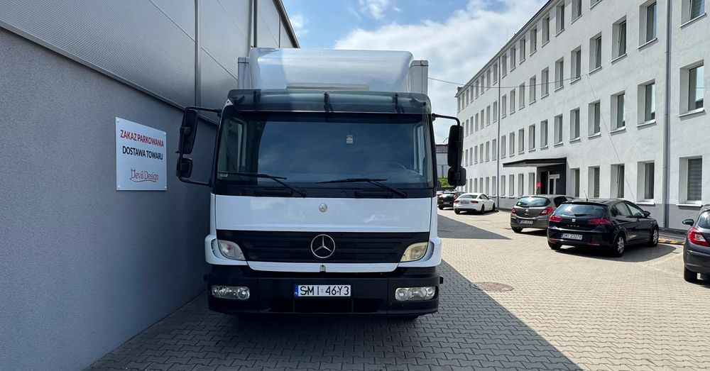 Mercedes-Benz atego - Kravas automašīna refrižerators: foto 3 Mercedes-Benz atego - Kravas automašīna refrižerators: foto 3