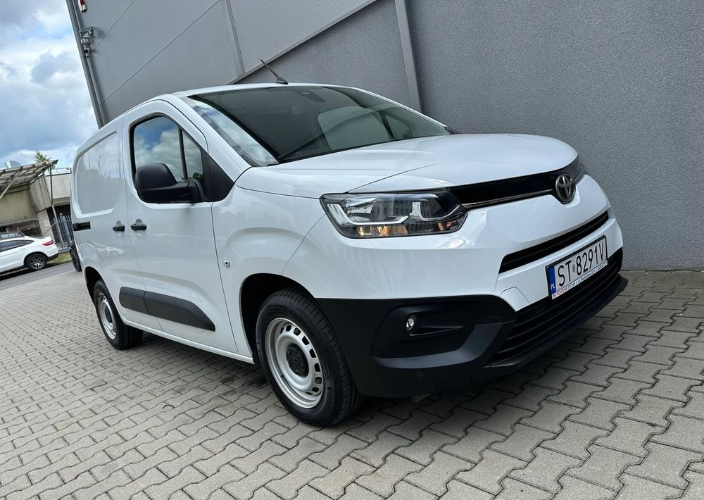 Toyota PROACE City - Mazs furgons: foto 2 Toyota PROACE City - Mazs furgons: foto 2