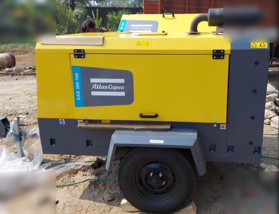 ATLAS COPCO 300 CFM - Gaisa kompresors: foto 1 ATLAS COPCO 300 CFM - Gaisa kompresors: foto 1