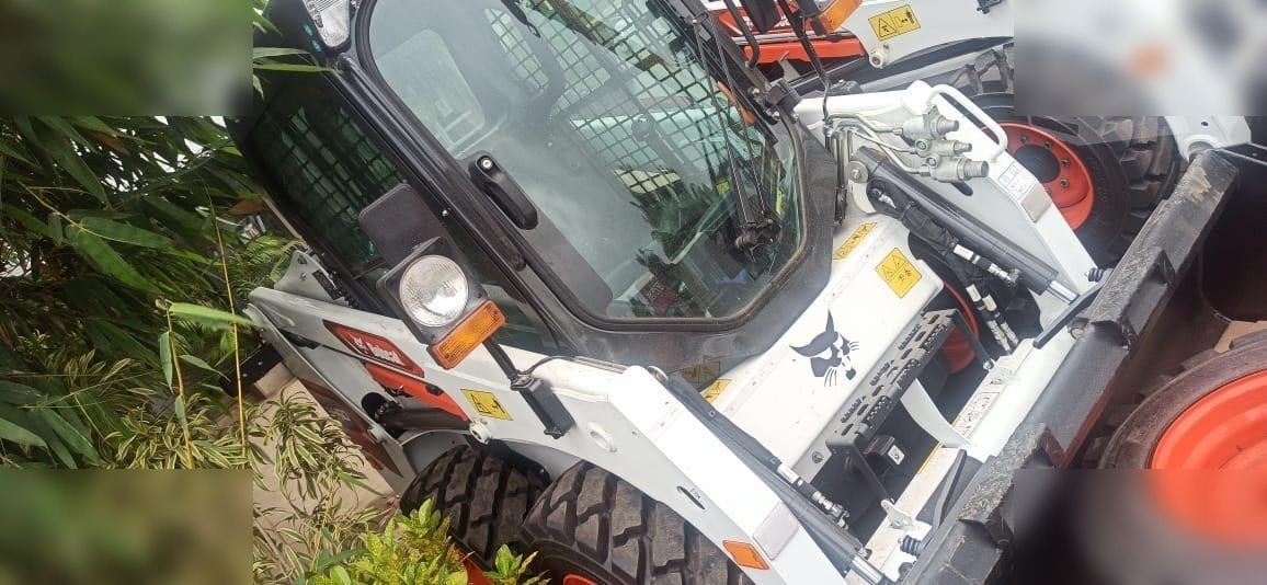 BOBCAT S450 - Kompaktiekrāvējs: foto 2 BOBCAT S450 - Kompaktiekrāvējs: foto 2