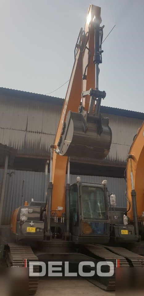 CASE CX220C LC - Kāpurķēžu ekskavators: foto 1 CASE CX220C LC - Kāpurķēžu ekskavators: foto 1