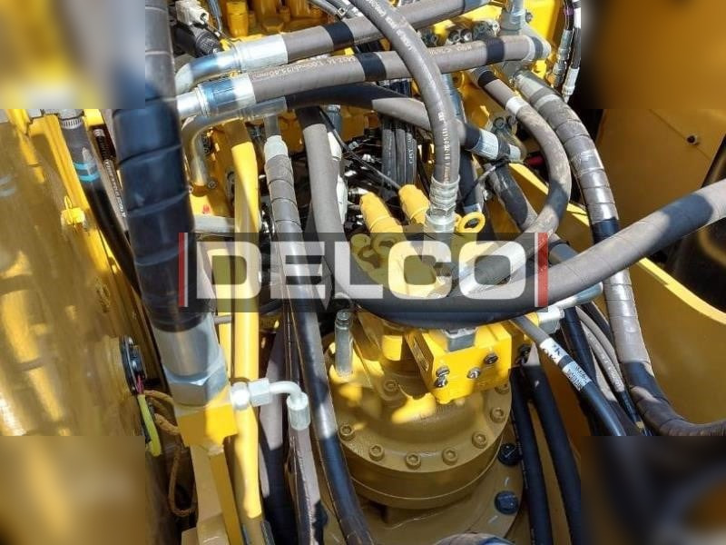 Jaunā Kāpurķēžu ekskavators CATERPILLAR 323D3: foto 19
