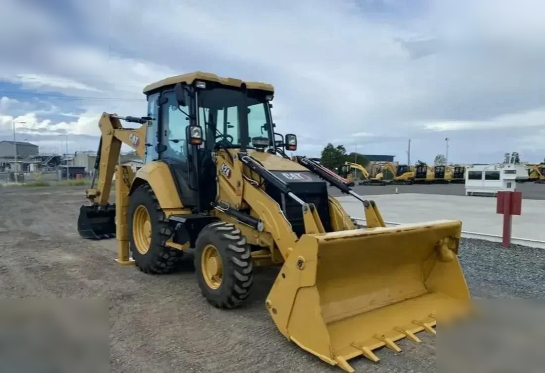 CATERPILLAR 424 - Ekskavators-iekrāvējs: foto 2 CATERPILLAR 424 - Ekskavators-iekrāvējs: foto 2