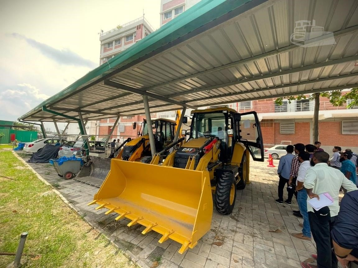 CATERPILLAR 424 - Ekskavators-iekrāvējs: foto 5 CATERPILLAR 424 - Ekskavators-iekrāvējs: foto 5