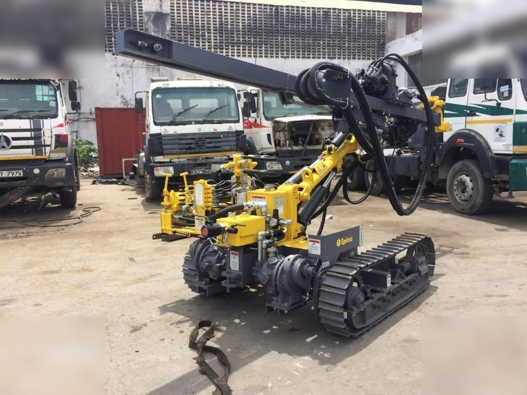 EPIROC AIRROC D35 - Urbšanas mašīna: foto 2 EPIROC AIRROC D35 - Urbšanas mašīna: foto 2